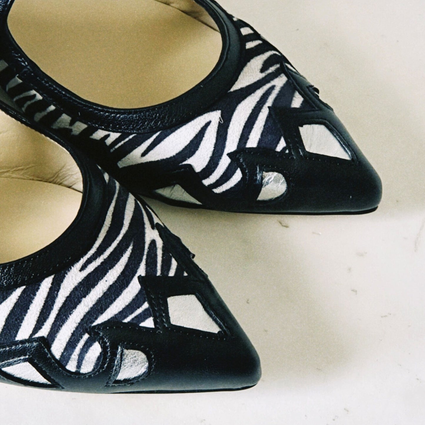 SLINGBACK ZEBRATE
